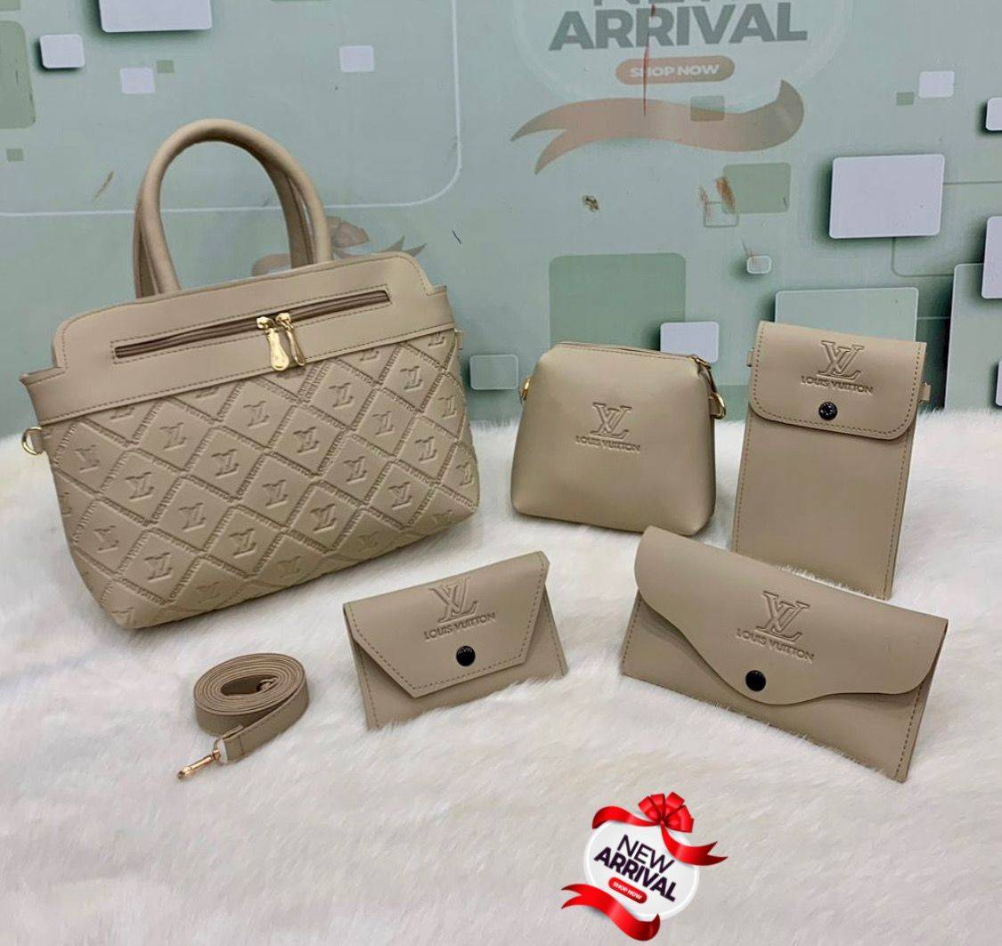 Buy Louis Vuitton (LV) Handbags in Pakistan